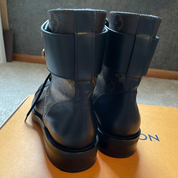 Louis Vuitton WONDERLAND FLAT RANGER - Picture 2 of 9